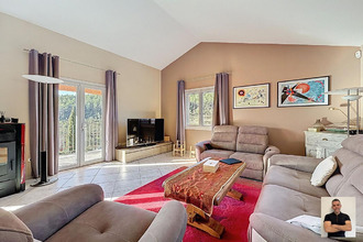  maison vins-sur-caramy 83170