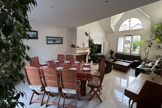  maison voisins-le-bretonneux 78960