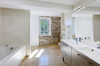  maison volx 04130