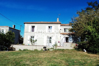  maison vouhe 17700