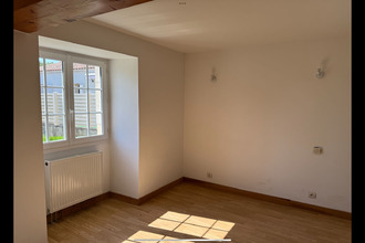  maison vouille 79230