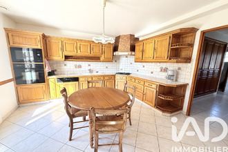  maison yevres 28160