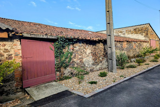  maison yzernay 49360