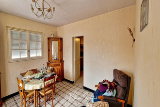  maison yzernay 49360