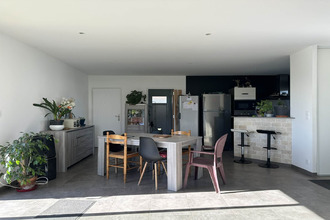  maison yzernay 49360