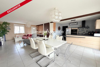  maison yzernay 49360