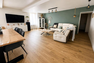  maison yzernay 49360