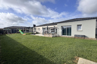  maison yzernay 49360