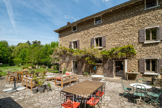  maison yzeron 69510