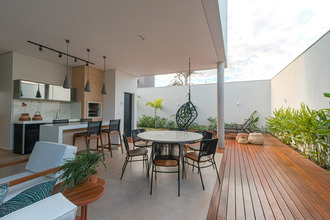 Ma-Cabane - Neuf Appartement FERNEY VOLTAIRE, 107 m²