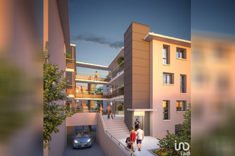 neufs appartement senas 13560