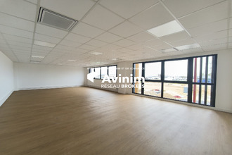 neufs localcommercial avrainville 91630