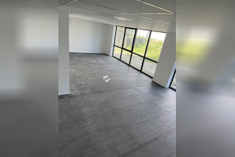 neufs localcommercial escource 40210