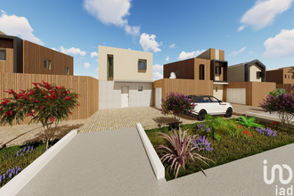 neufs maison senas 13560