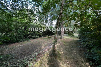  terrain angers 49000