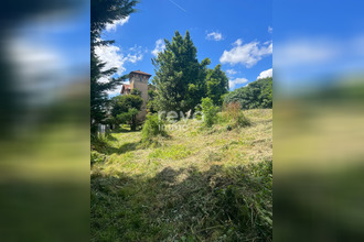  terrain angers 49100