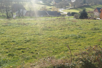  terrain besse-et-st-anastaise 63610