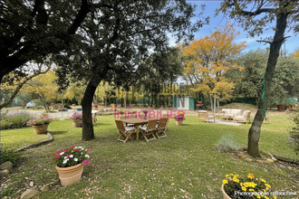  terrain caumt-sur-durance 84510