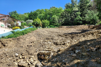  terrain chateauneuf-grasse 06740