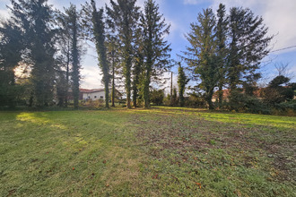  terrain chevrieres 38160