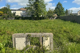  terrain crespieres 78121