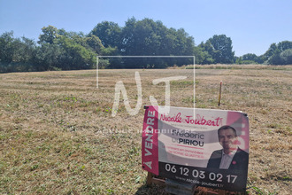  terrain ecuille 49460
