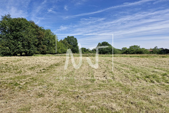  terrain ecuille 49460