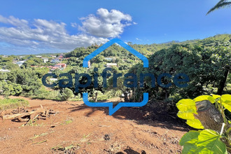  terrain entre-deux 97414