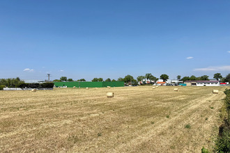  terrain gannat 03800