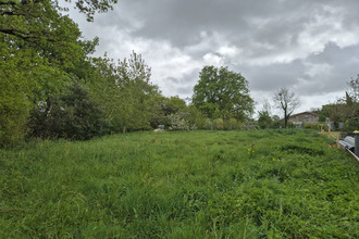  terrain grosbreuil 85440