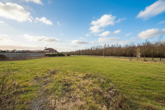  terrain hautmt 59330