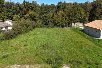  terrain latille 86190