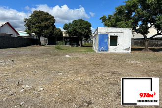  terrain le-port 97420