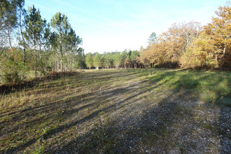  terrain les-leches 24400