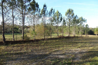  terrain les-leches 24400