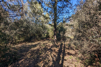  terrain lorgues 83510