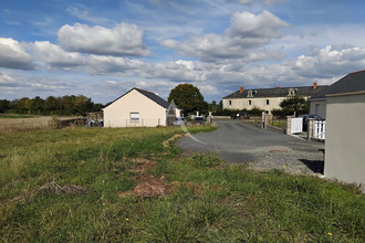  terrain louresse-rochemenier 49700