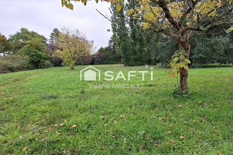  terrain luynes 37230