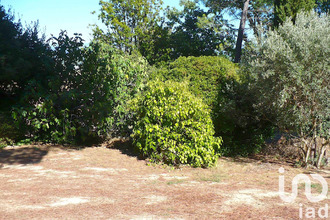  terrain pierrevert 04860