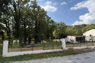  terrain pierrevert 04860