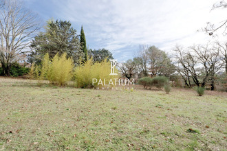  terrain pierrevert 04860