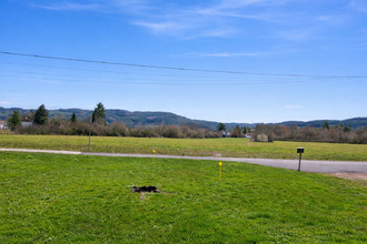  terrain renaison 42370