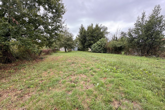  terrain rioux 17460