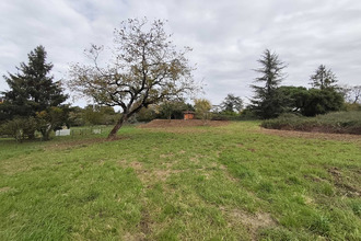  terrain st-claud 16450