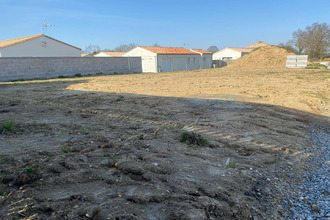  terrain st-hilaire-de-chaleons 44680