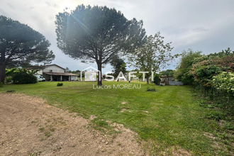  terrain st-nauphary 82370