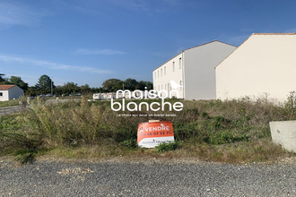  terrain surgeres 17700