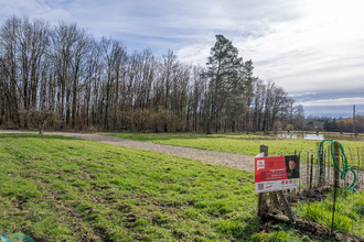  terrain thenioux 18100