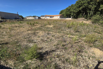  terrain valdivienne 86300