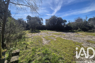  terrain vers-pont-du-gard 30210